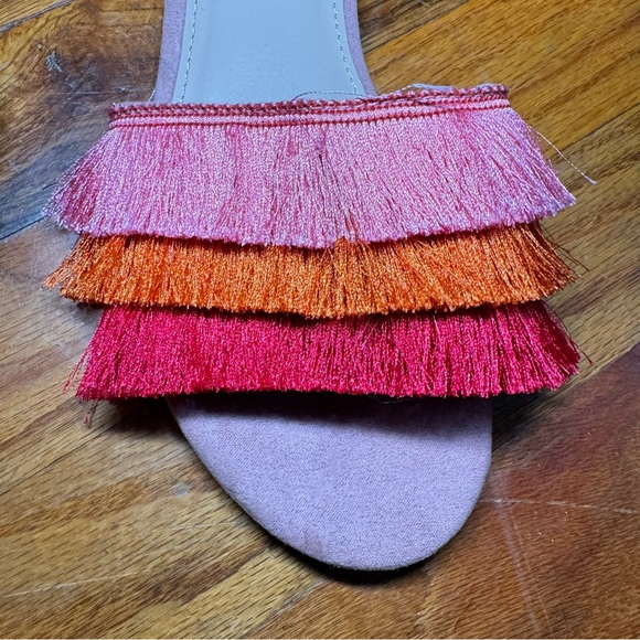 Forever21 Fringe Slip On Sandals - Size 6.5 - Picture 3 of 5